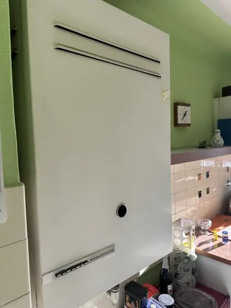 Traumhafte Familienwohnung mit Sanierungspotenzial in TOPLAGE