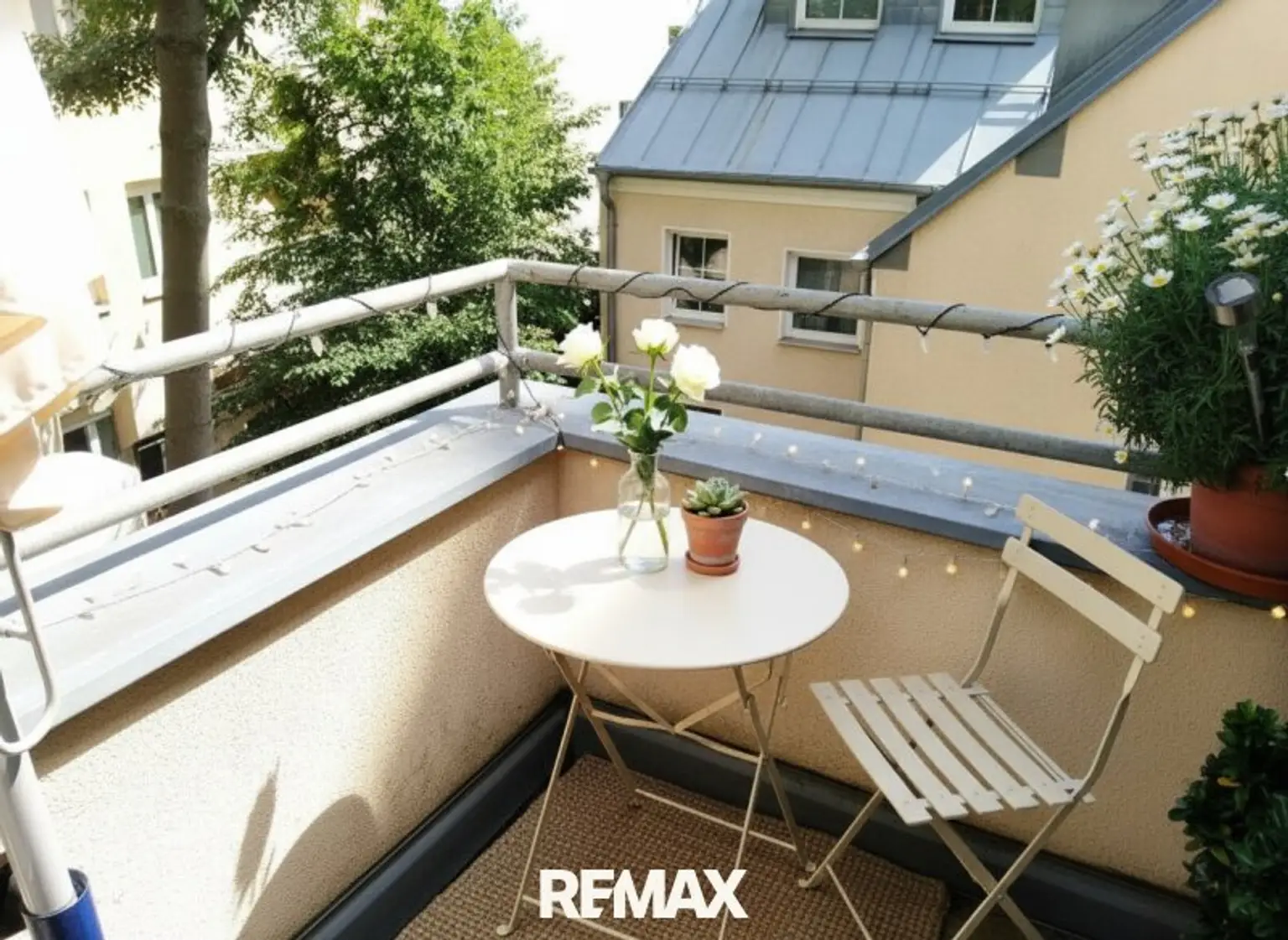 11 Balkon