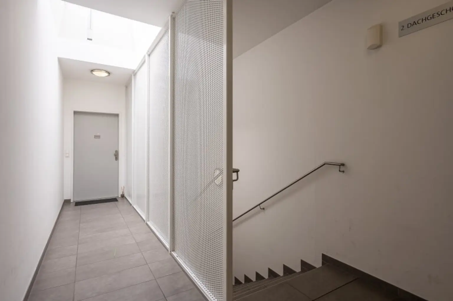 ++NEU++ Fantastisch aufgeteilte 4 Zimmer DG-Wohnung in absoluter Bestlage des 09. Bezirks - Viktor Frankl Park / Mariannengasse. +++ Dachterrasse! ++++