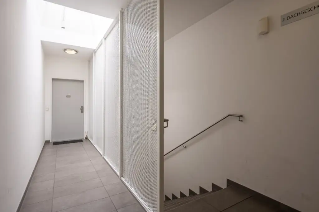 ++NEU++ Fantastisch aufgeteilte 4 Zimmer DG-Wohnung in absoluter Bestlage des 09. Bezirks - Viktor Frankl Park / Mariannengasse. +++ Dachterrasse! ++++