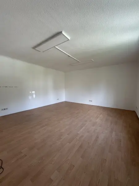 Exklusives Büro-/Praxisobjekt mit Potenzial in Wien-Floridsdorf