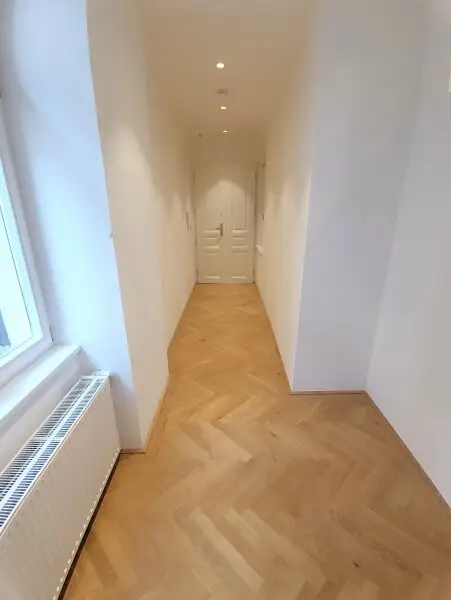 Altbaujuwel mit Erstbezug und U-Bahn Nähe! 3 Zimmer! Nähe Servitenviertel & U4 Friedensbrücke!