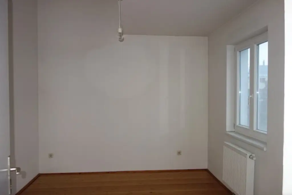 Charmante 64,70m2 DACHWOHNUNG mit 5,42 m2 Terrasse - Nähe U3