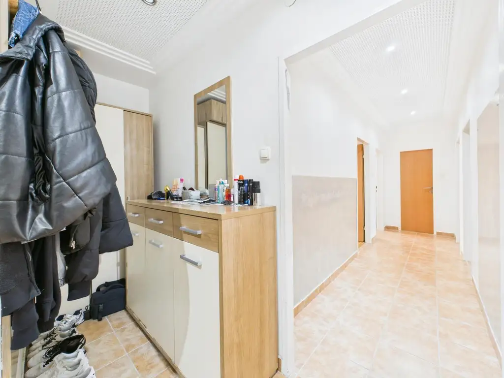 Großzügige 4-Zimmer-Familienwohnung mit Loggia in begehrter Stadtlage von Wels