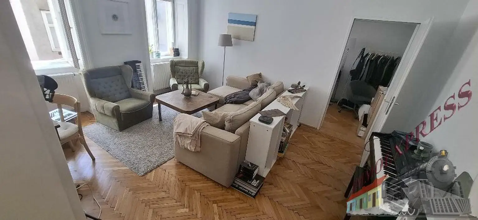 Wunderschöne. unbefristete 3 -Zimmer Wohnung mit extra Küche in toller Lage des 9.Bezirkes