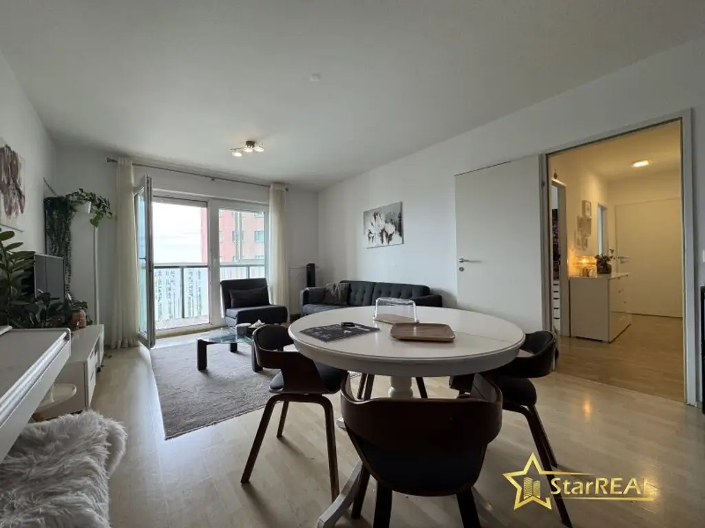 20. STOCK! TOP-WOHNUNG IM DELUGAN MEISSL TOWER. GARAGENPLATZ VORHANDEN. Sauna und Fitnessraum im Haus.