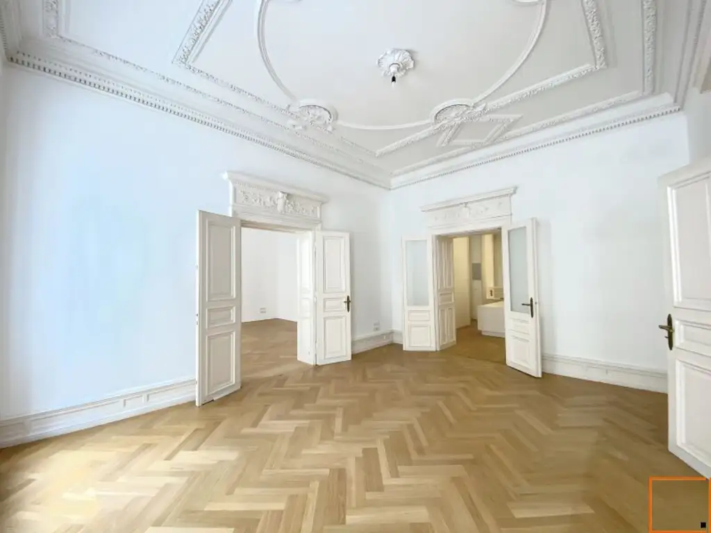 Repräsentatives Altbaubüro bei Schottentor und Votivkirche