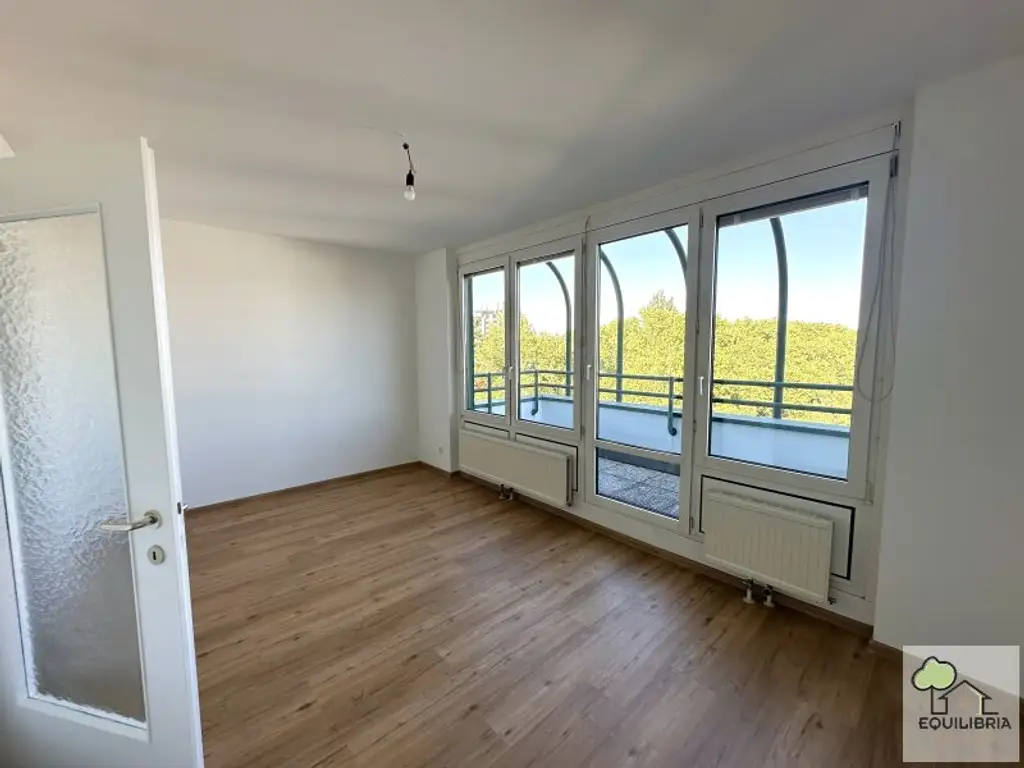 1130-WIEN- 2-ZIMMER-WOHNUNG MIT 2 TERRASSEN IN U-BAHN NÄHE