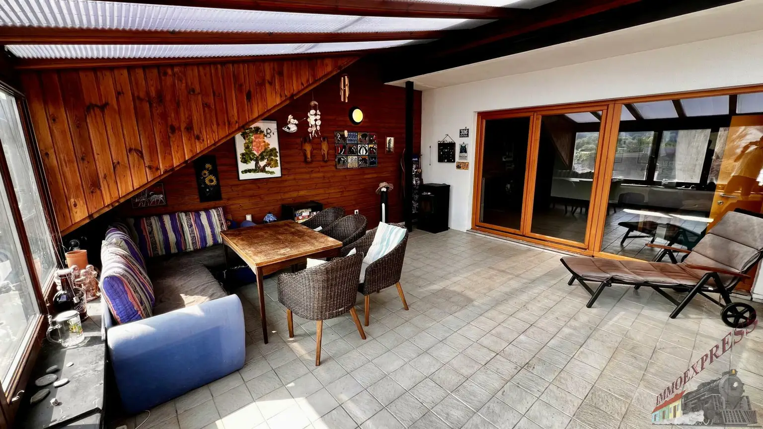 4-Zimmer-Dachgeschoß-Wohnung PLUS Garten im Naturparadies