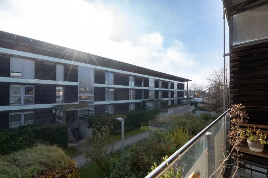 Moderne 3-Zimmer Wohnung mit Loggia/Balkon in der SolarCity zu kaufen