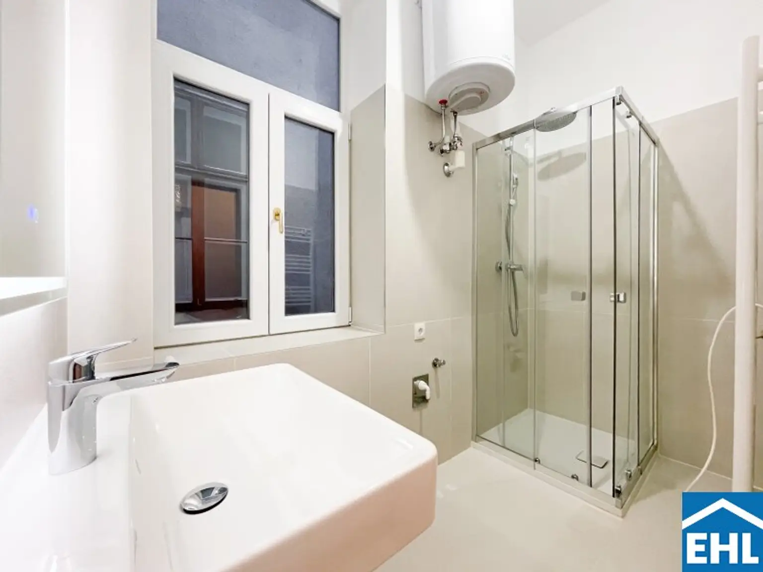 2,5 Zimmerwohnung in Wiener Altbau Nähe Türkenschanzpark