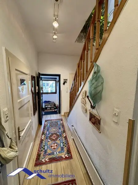 Schönes Einfamilienhaus mit Pool! Besonderes Angebot!