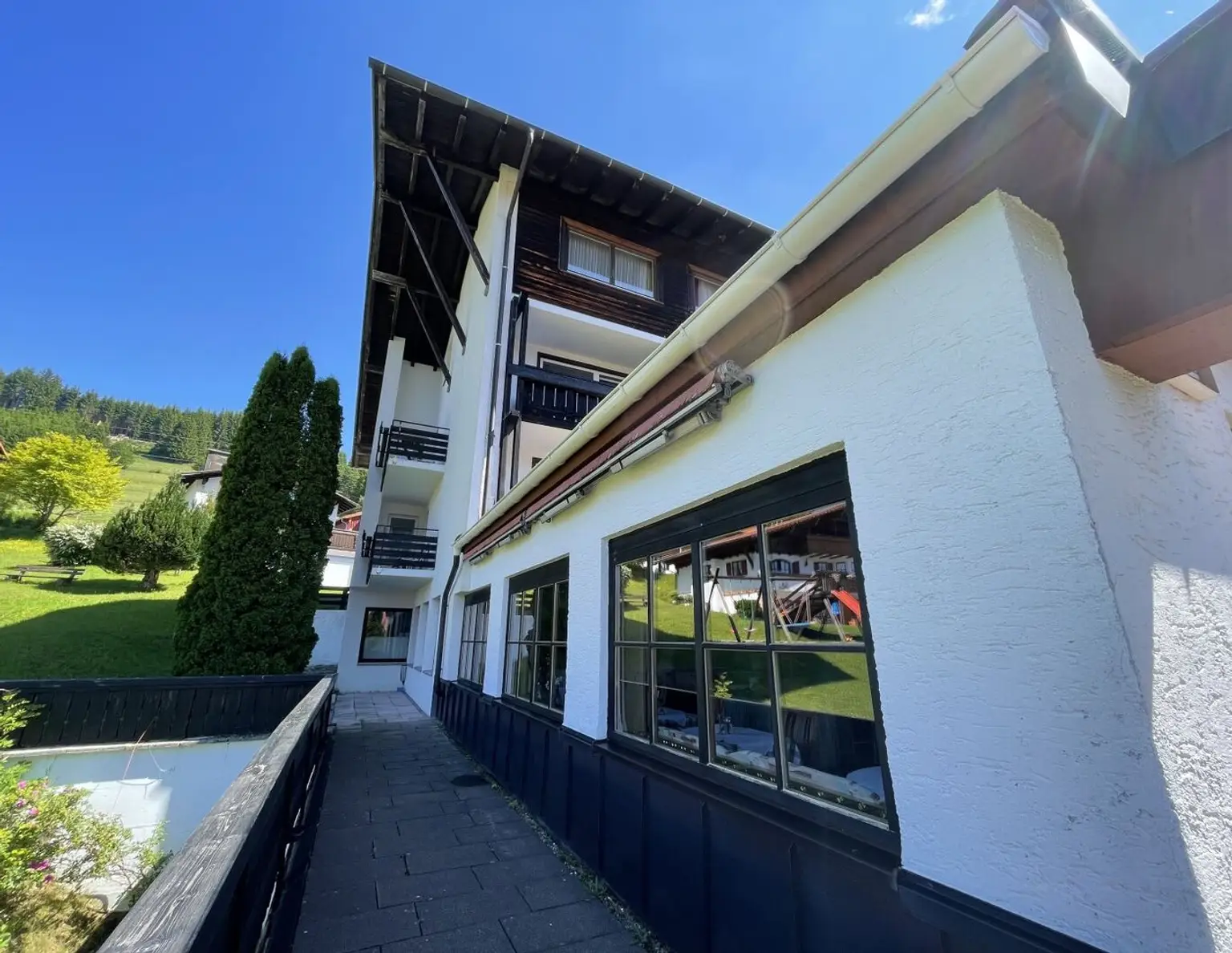 Jungholz in Tirol: Charmantes Hotel in traumhafter Naturlage