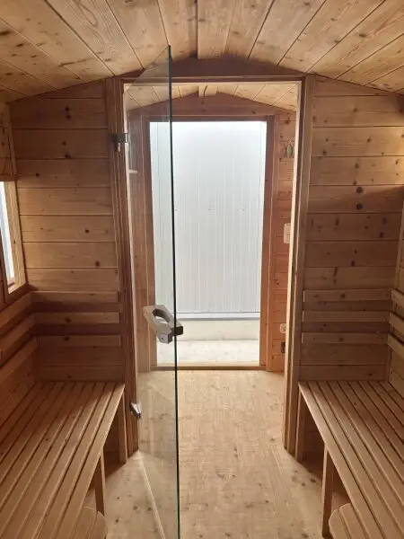 ** HOTMOBIL ** - Sauna auf Rädern in Neuzustand !!