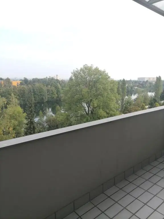 Tolle Wohnung mit Loggia und Parkplatz