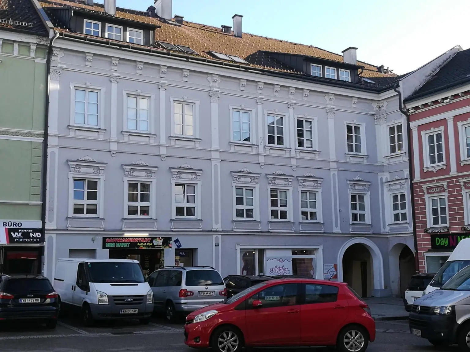 Gebäude