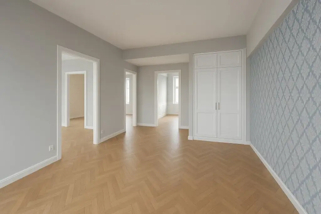 Representative helle Altbau- Wohnung mit Terrasse - 5 Minuten vom Stadtzentrum - Servitenviertel