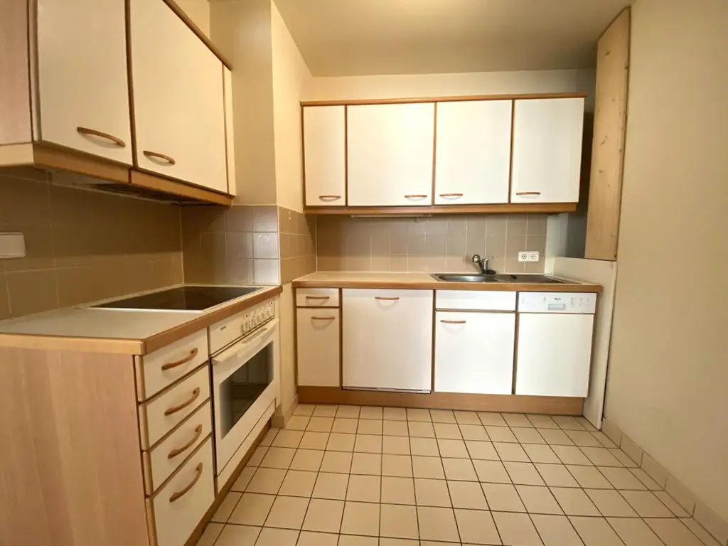 3-Zimmer-Wohnung nahe Gersthofer Platz u. Türkenschanzpark