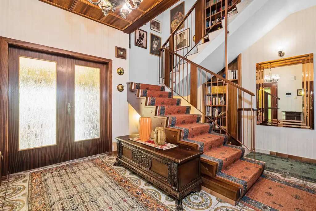 "Lage, Lage, La(n)genzersdorf! - Haus mit Pool auf Eigengrund"