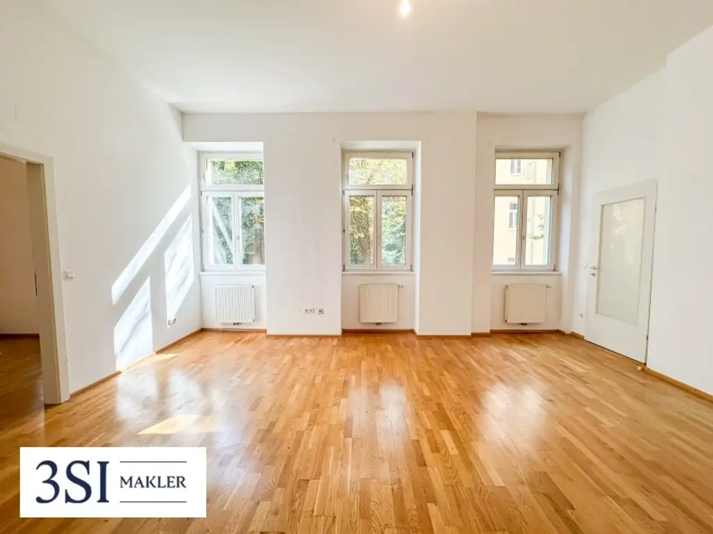 Großzügige Sonnenterrasse + absolute Privatsphäre - Helle 3-Zimmer-Wohnung in eleganter Altbauliegenschaft im 3. Bezirk