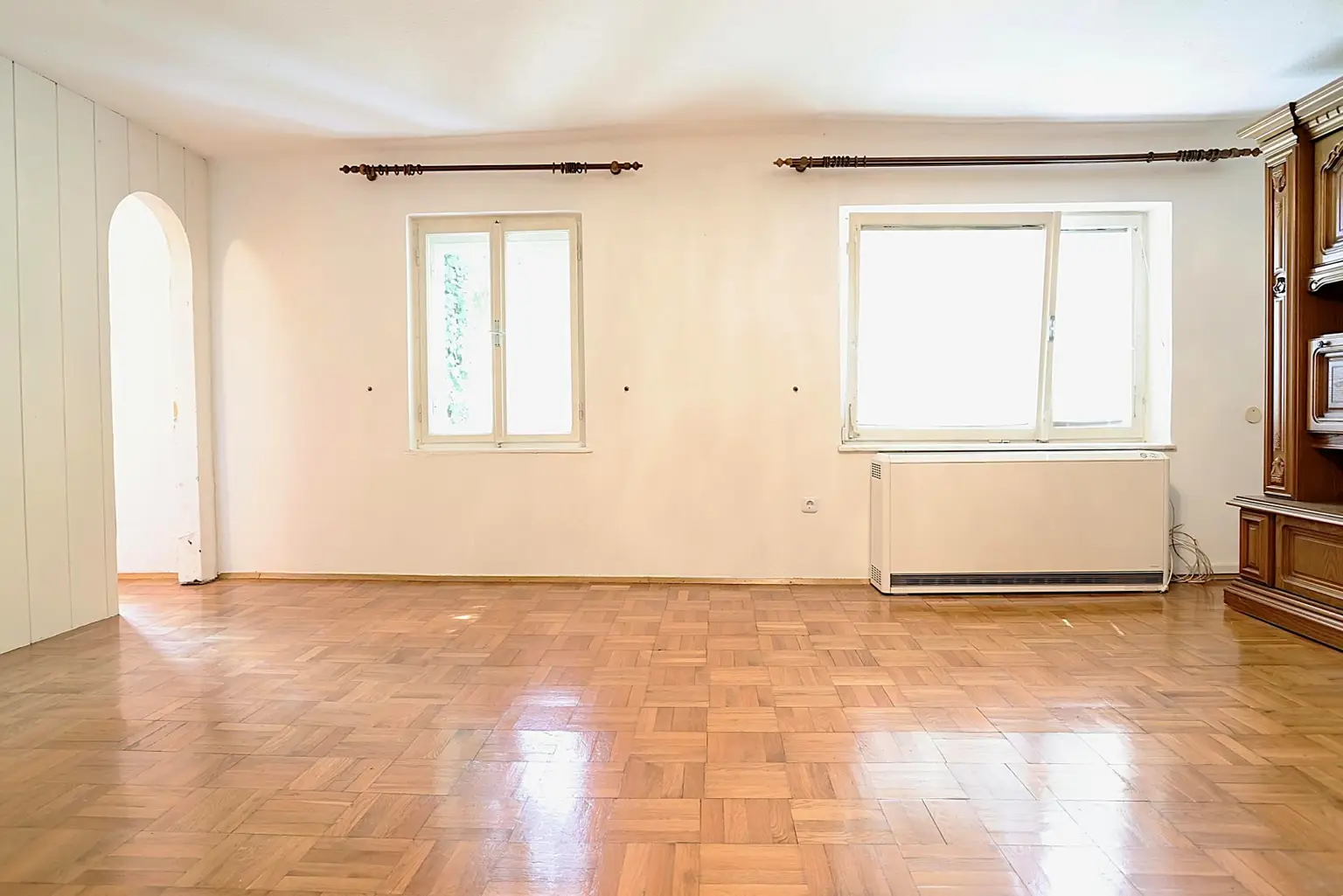 Schlafzimmer mit Schrankraum OG