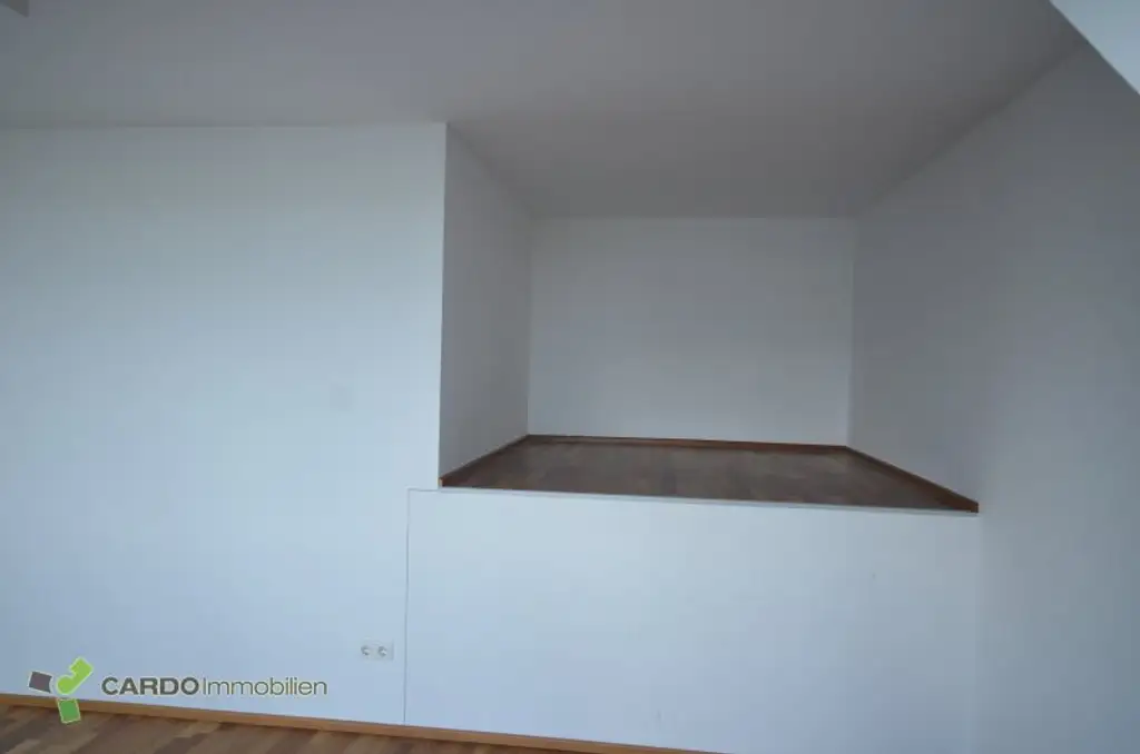 Maissonette, Attraktive Gewerbefläche zu vermieten – ca. 260 m², Nähe UNO City & U-Bahn
