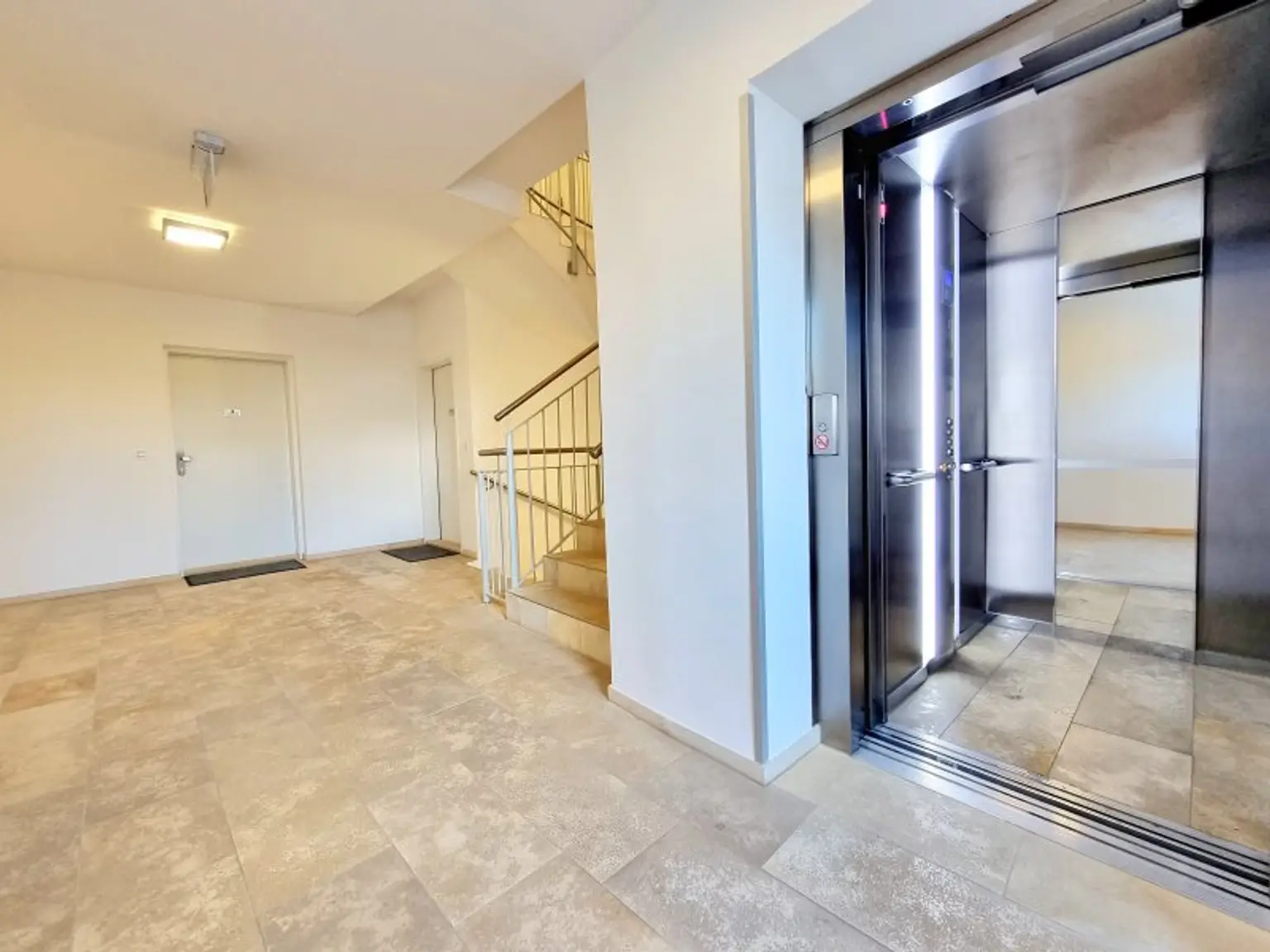 Maisonette über zwei Etagen mit Terrasse in begehrter Lage von St. Pölten