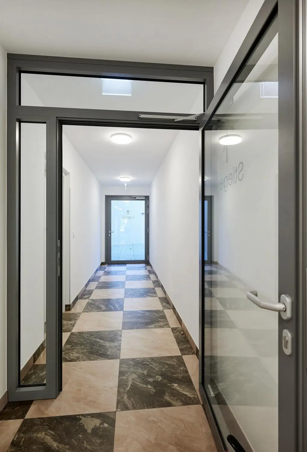 Sonnige 3-Zimmer-Terrassenwohnung in grüner Oase nahe der Donau!
ERSTBEZUG!