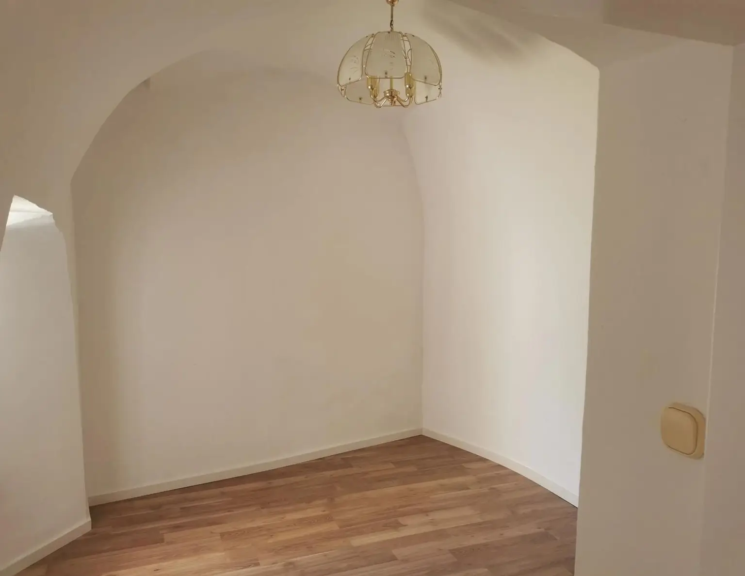 Modernisiertes 2-Zimmer-Apartment in Aspang Markt (Provisionsfrei)