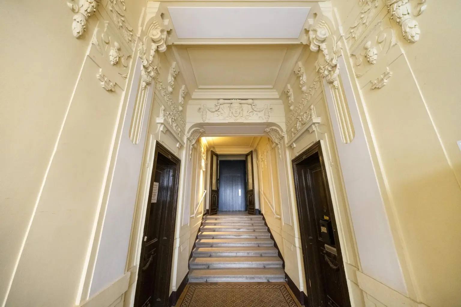 Entree Wohnhaus 1070 Wien