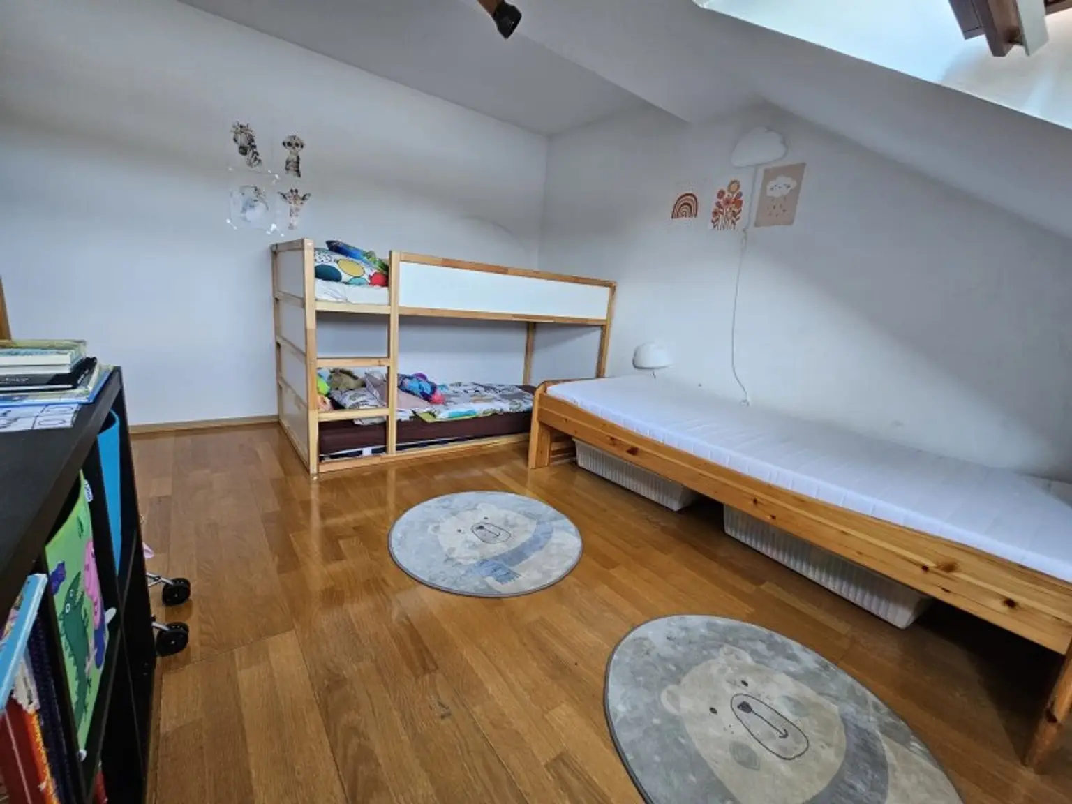 Einfamilienhaus mit Sauna uvm. auf Pachtgrundstück (verlängerbar) in Steinbrunn mit Zugang zum Badeteich!