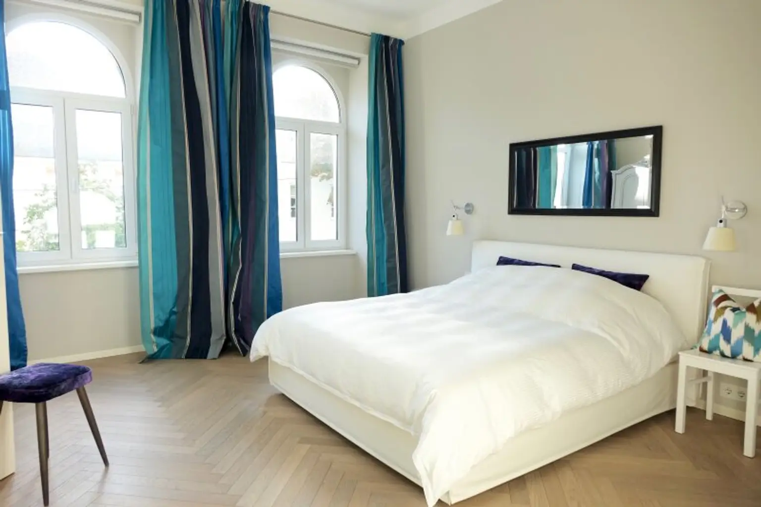 Altbau mit Terrasse und Wellness bei Schlosspark (U4)