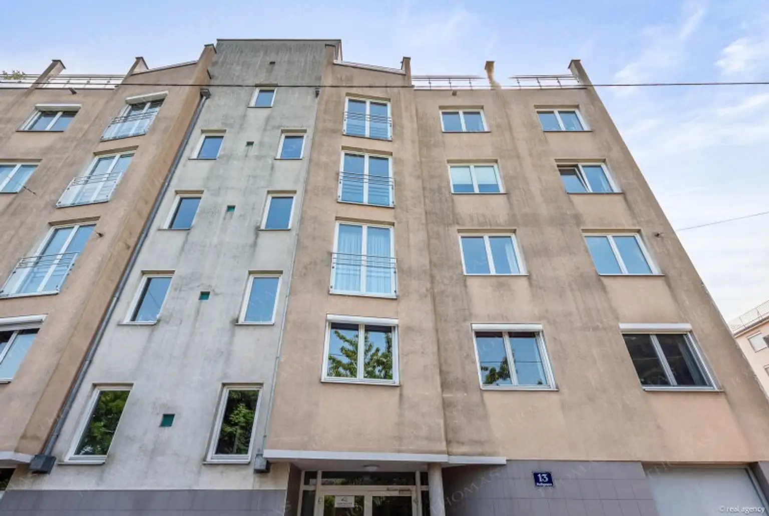 Lichtdurchflutete Maisonette mit Dachterrasse direkt am Währinger Park