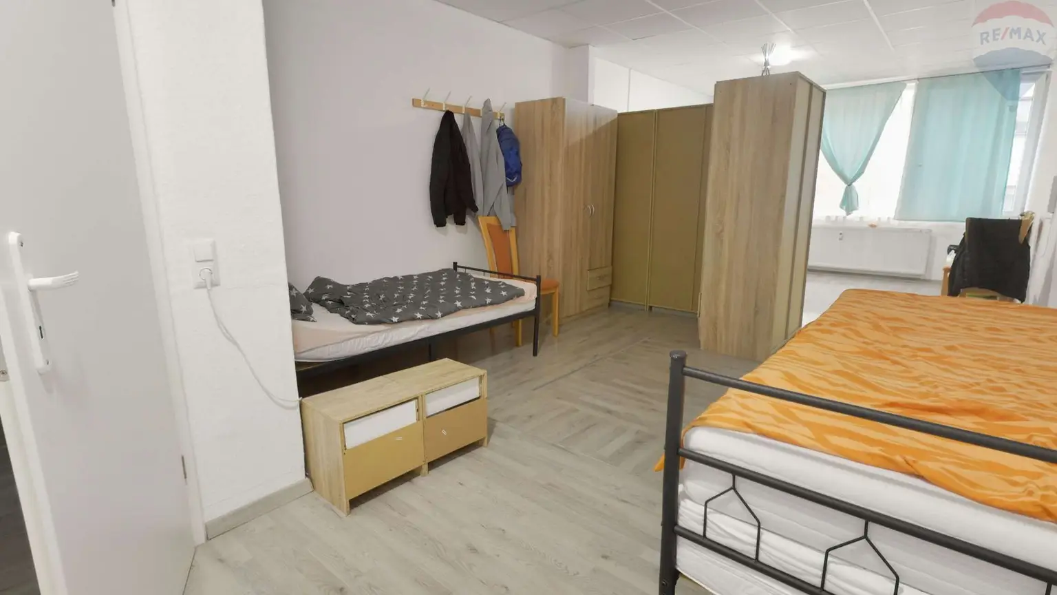 Großes Schlafzimmer 1