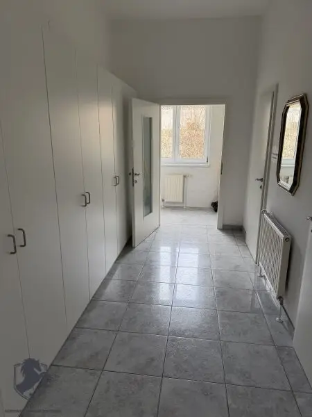 Bürogebäude nahe Haubiversum – Arbeiten mit Ötscherblick