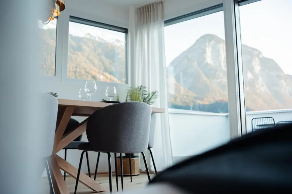Auf höchstem Niveau: Dachgeschosswohnung in Hötting