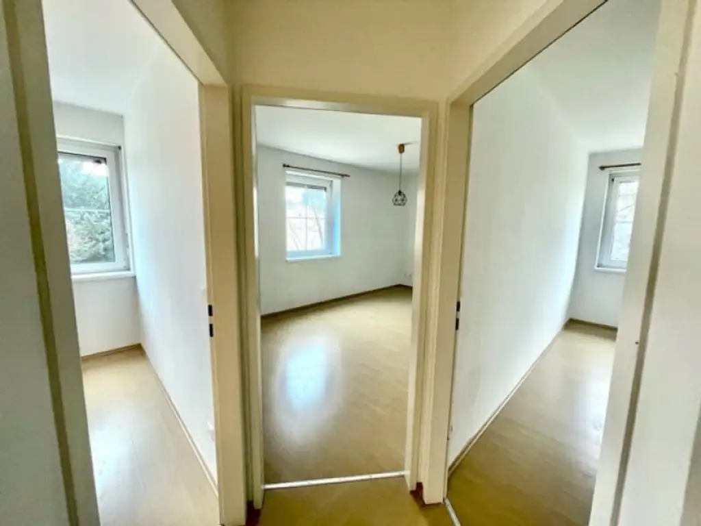 MIETOBJEKT- Wunderschönes Doppel-Haus mit herrlichen Terrassen & Garten - BRUCKHAUFEN -Nähe Donauturm - Uno- City!