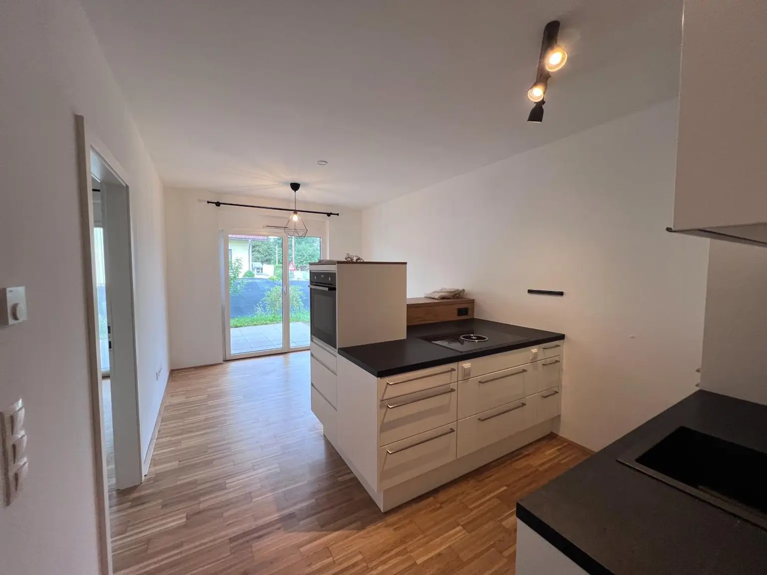 Moderne Single-Wohnung mit Gartenidylle in Graz