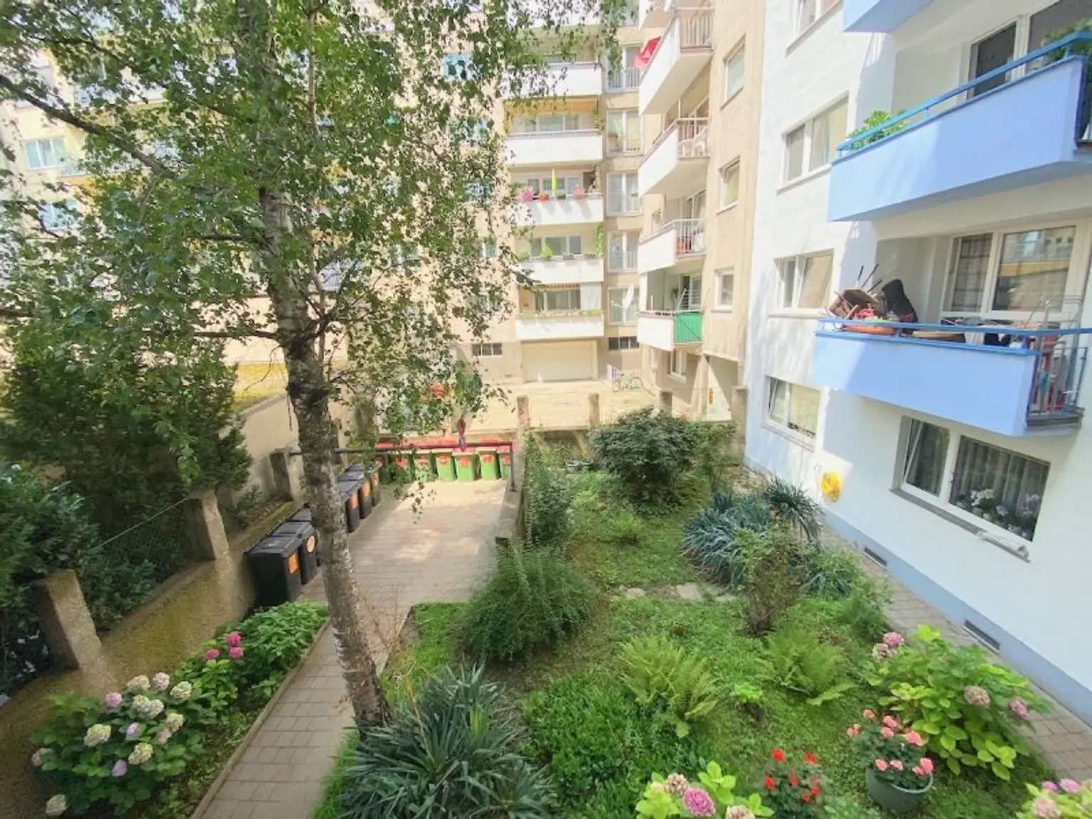 HOFRUHELAGE mit BALKON, direkt beim BOTANISCHEN GARTEN!