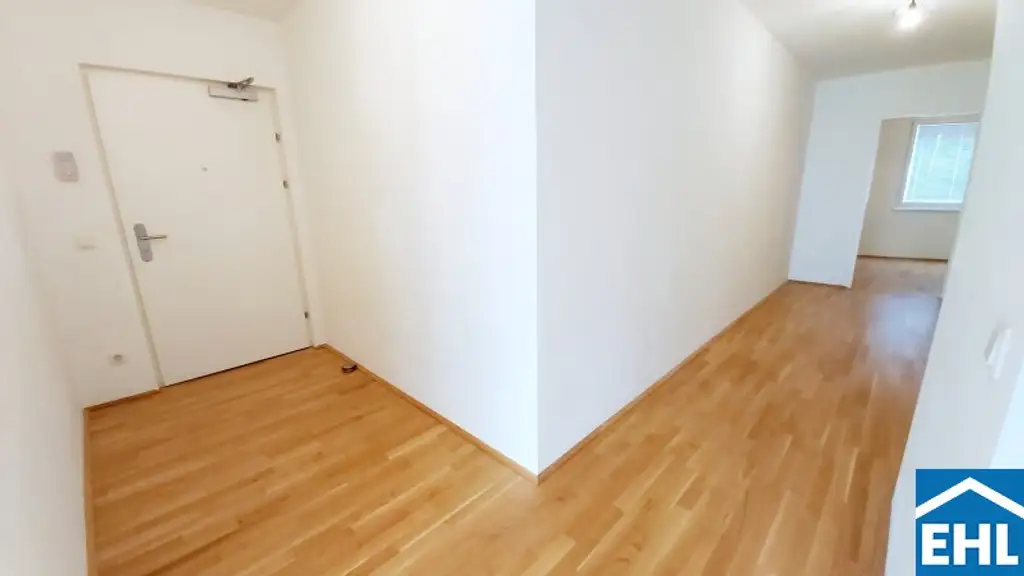 *Ab 01.11* Freundliche 2-Zimmer-Wohnung in zentraler Lage