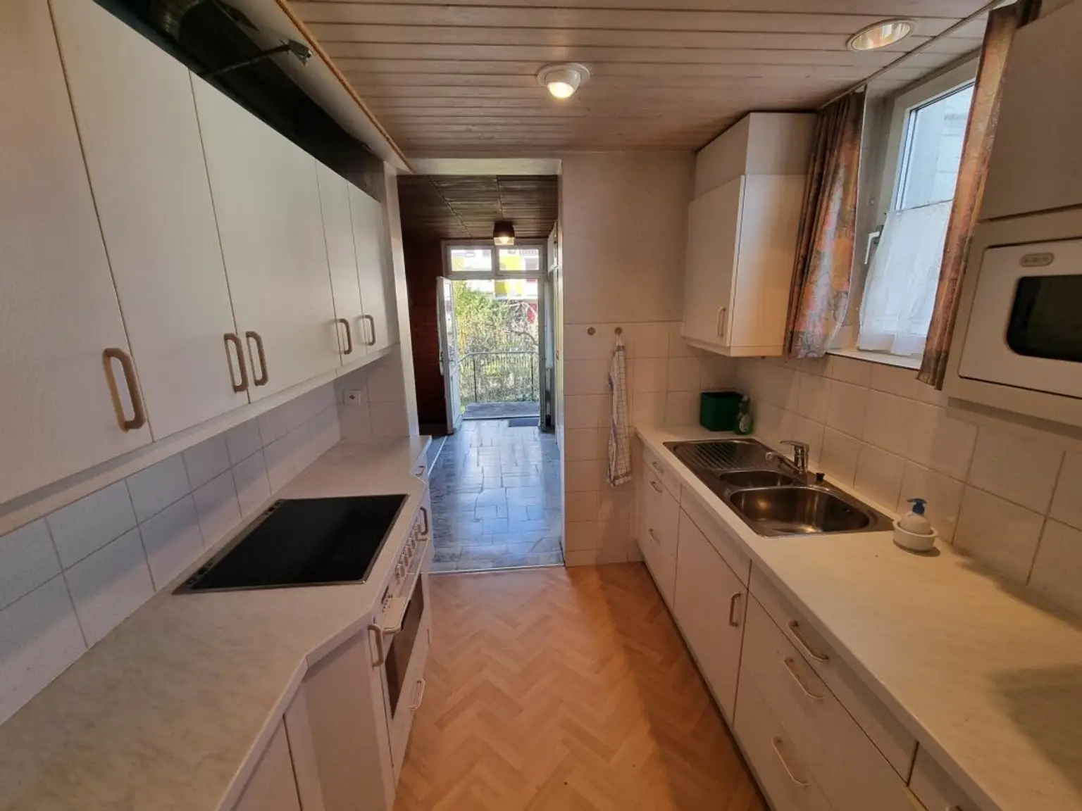 Einfamilienhaus an Top Lage in Reinach!