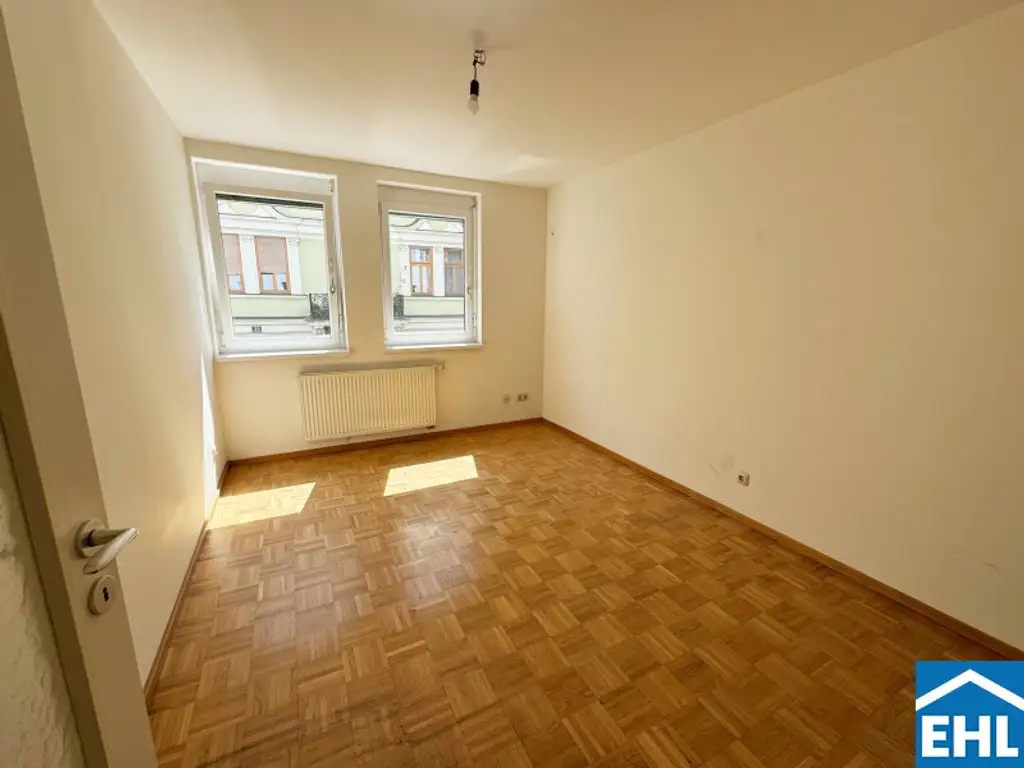**Ab 01.10.** 2-Zimmerwohnung in Toplage!