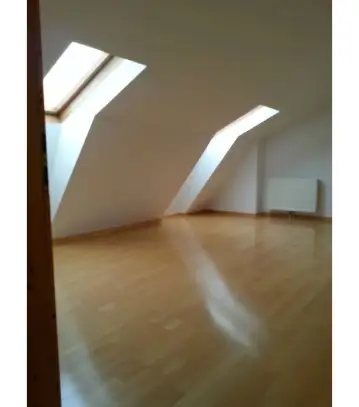 Traumhaftes Mehrfamilienhaus in Mistelbach – 3 Wohneinheiten, top gepflegt, mit Stadtblick und Weinkeller!