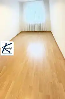 Gäste- oder Arbeitszimmer