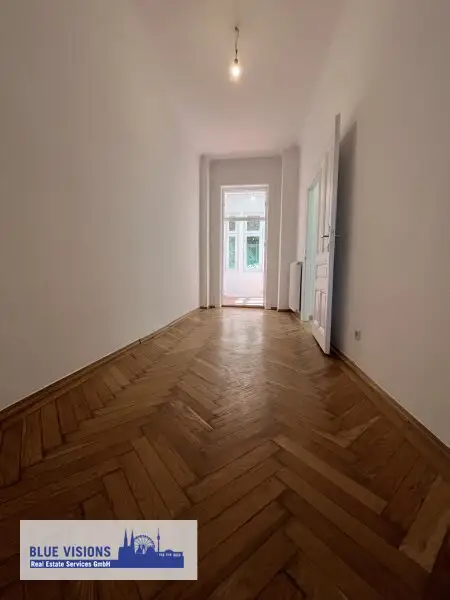 Gemütliche 2-Zimmer-Wohnung mit Mini-Balkon in 1130 Wien – Ihr neues Zuhause wartet!