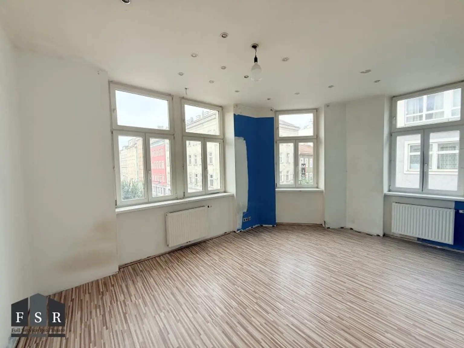 SMARTE 3,5 Zimmer Wohnung nahe Yppenplatz & Brunnenarkt - SANIERUNGSBEDÜRFTIG