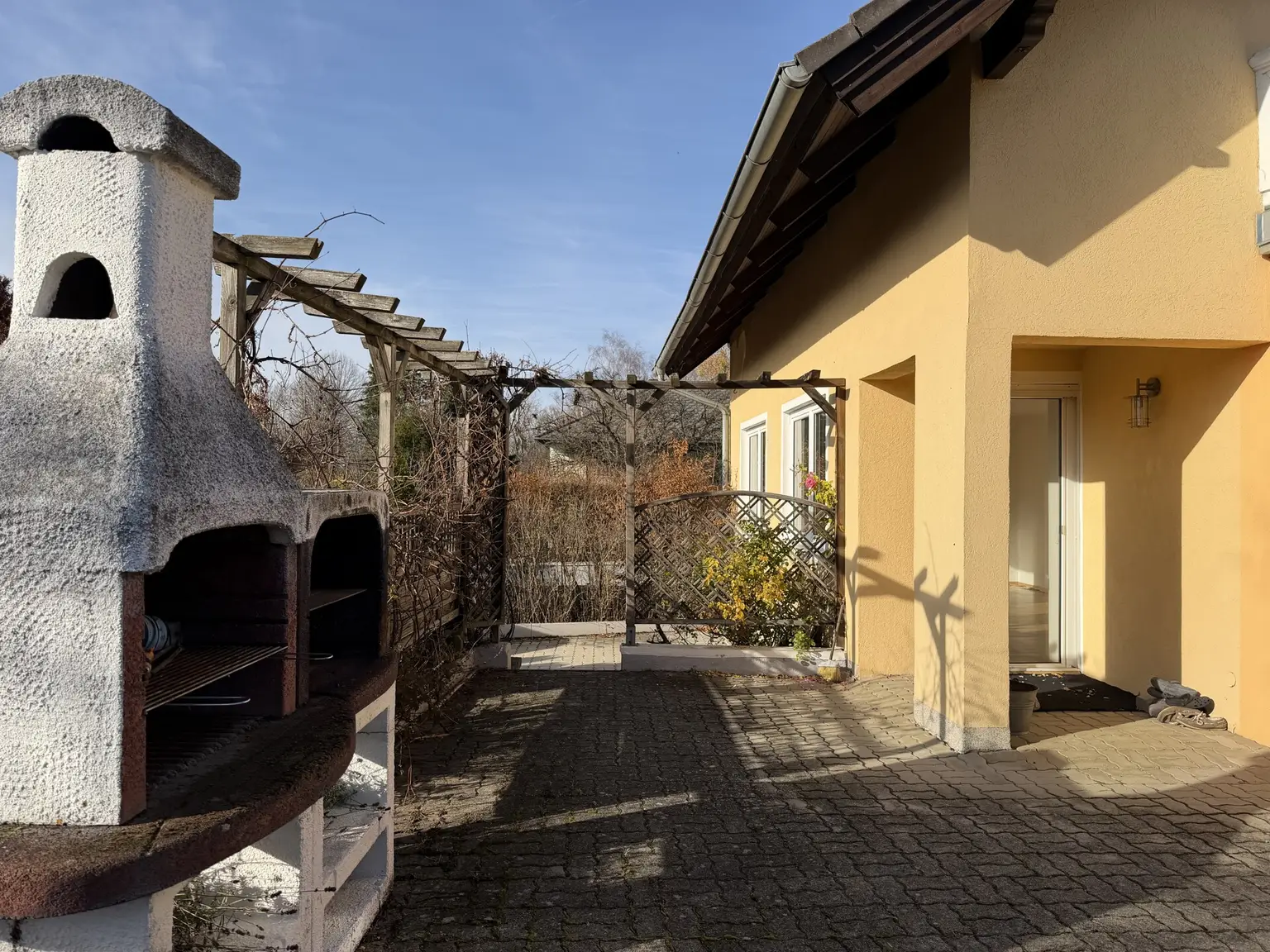 Charmantes Haus mit Schwimmteich