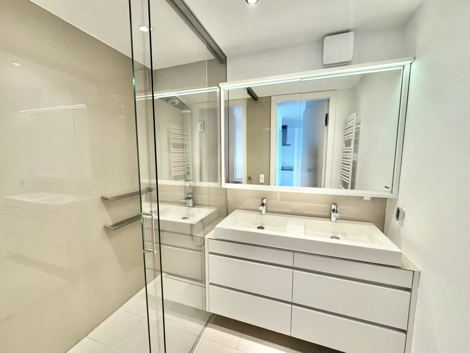 Provisionsfrei: U1 Donauinsel - Schnäpphen Hit! Außergewöhnliche Liegenschaft inklusive täglichem Urlaubsfeeling