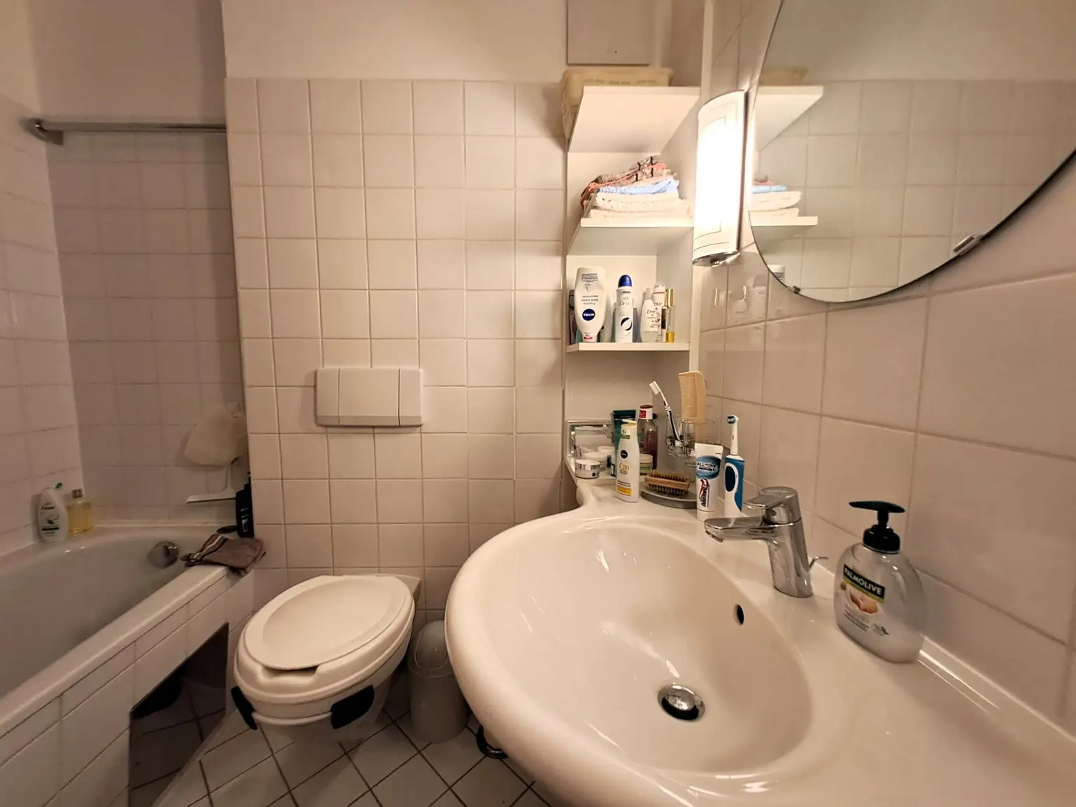 Charmante 2 Zimmer Wohnung mit Balkon und grandiosem Blick