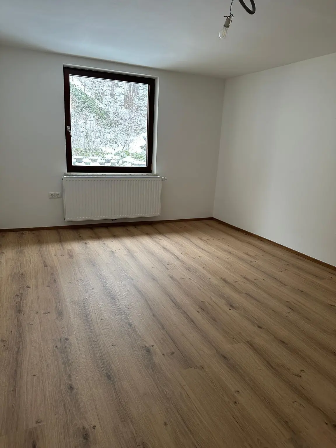 ###ERSTBEZUG###Exklusives Wohnerlebnis am Römerberg – Ruhe, Natur & Stadtnähe in Baden